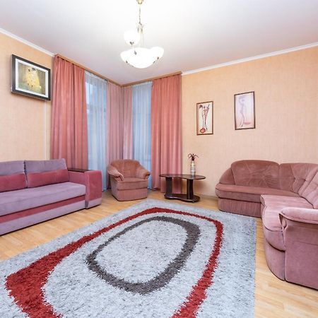 Apartments In The Center Of Pechersk كييف المظهر الخارجي الصورة