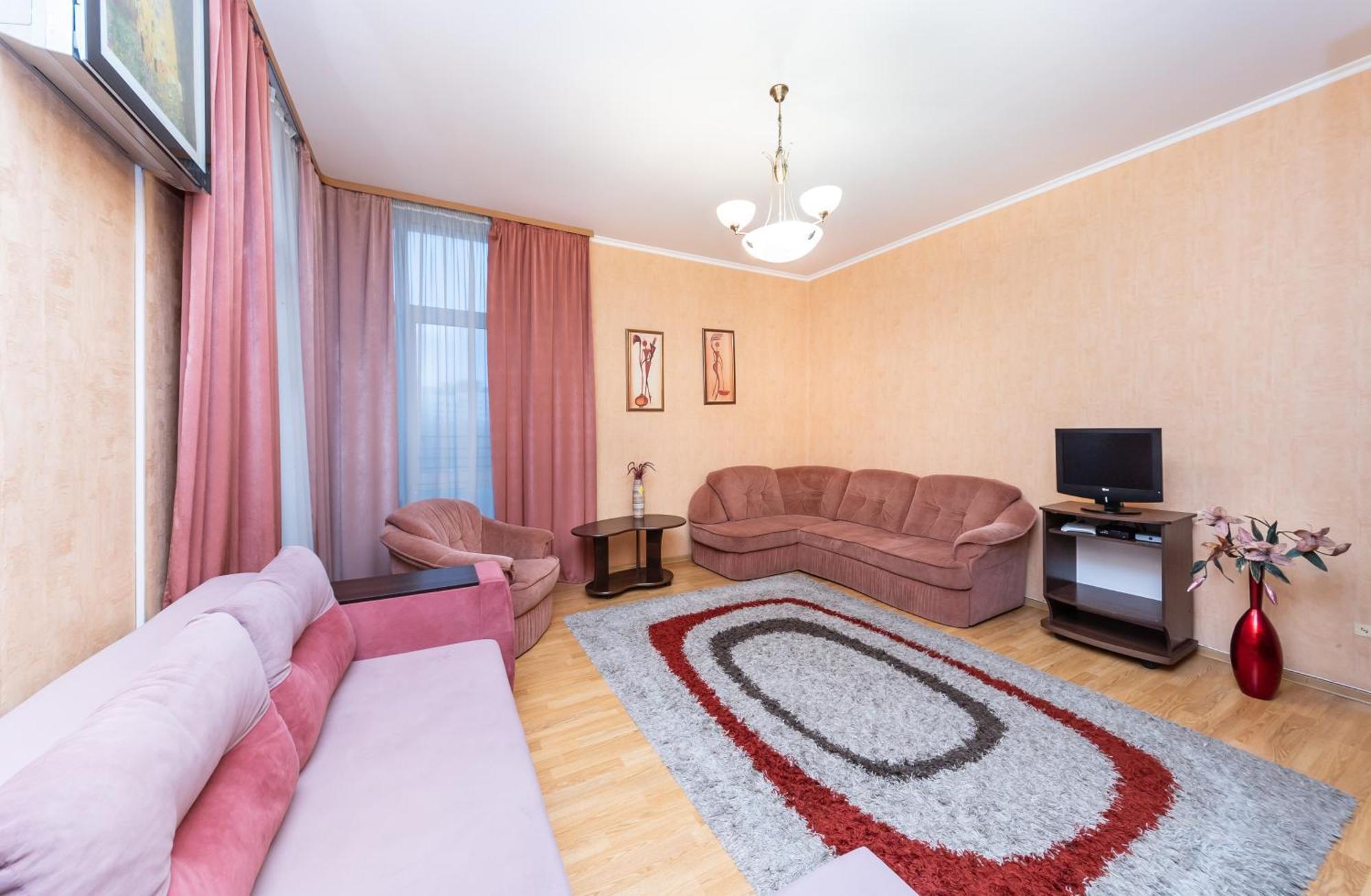 Apartments In The Center Of Pechersk كييف المظهر الخارجي الصورة